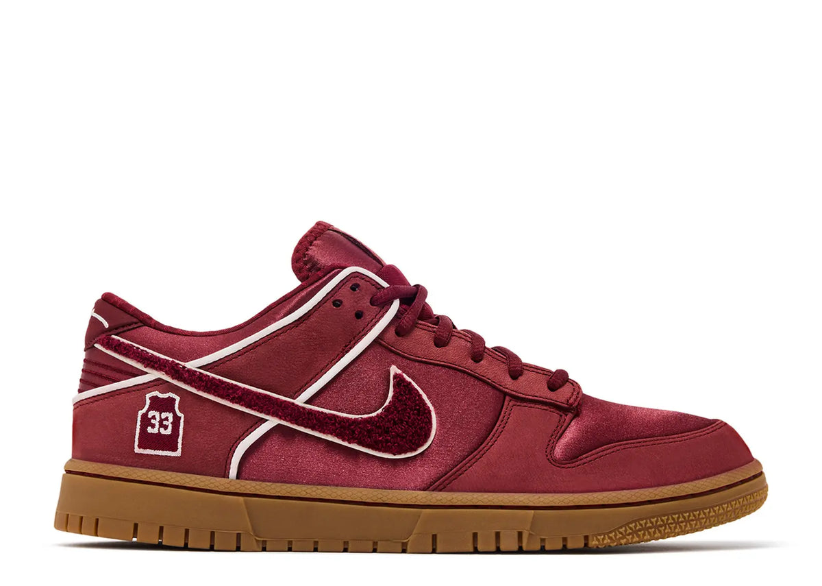 Kobe x Nike Dunk Low Merion Away
